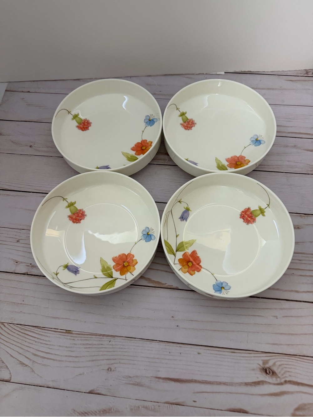 Set of 4 Mikasa JUST FLOWERS 6.5" Soup Cereal Bowls  A4-182